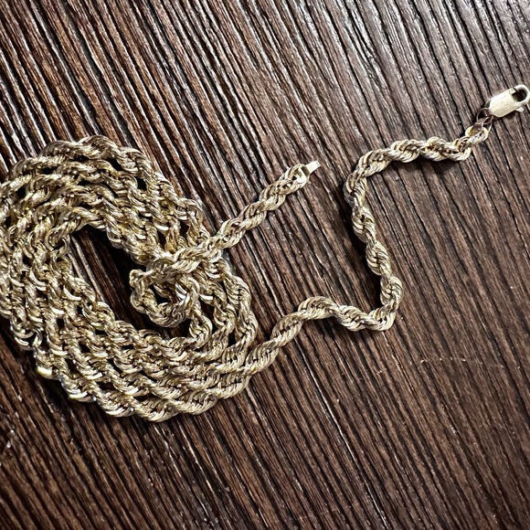 24 inch Gold Rope Chain - Picture 4 of 8